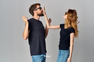Make out - Meaning & Examples